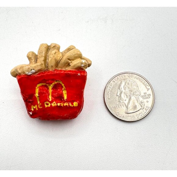 Vintage Artisan Made McDonald's Clay Brooch - Picture 4 of 4